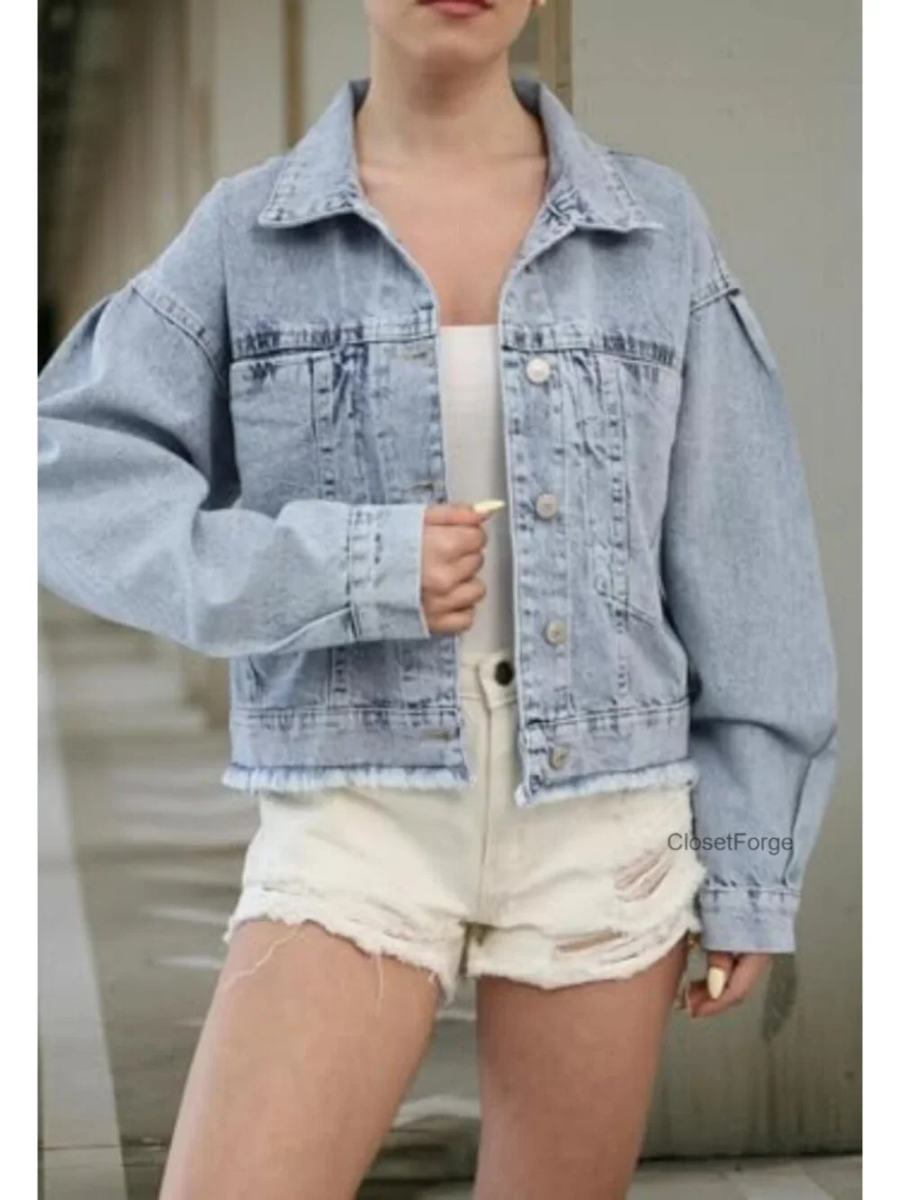 Cropped Distressed Denim Jacket Long Sleeve Button Front Frayed Hem Casual
